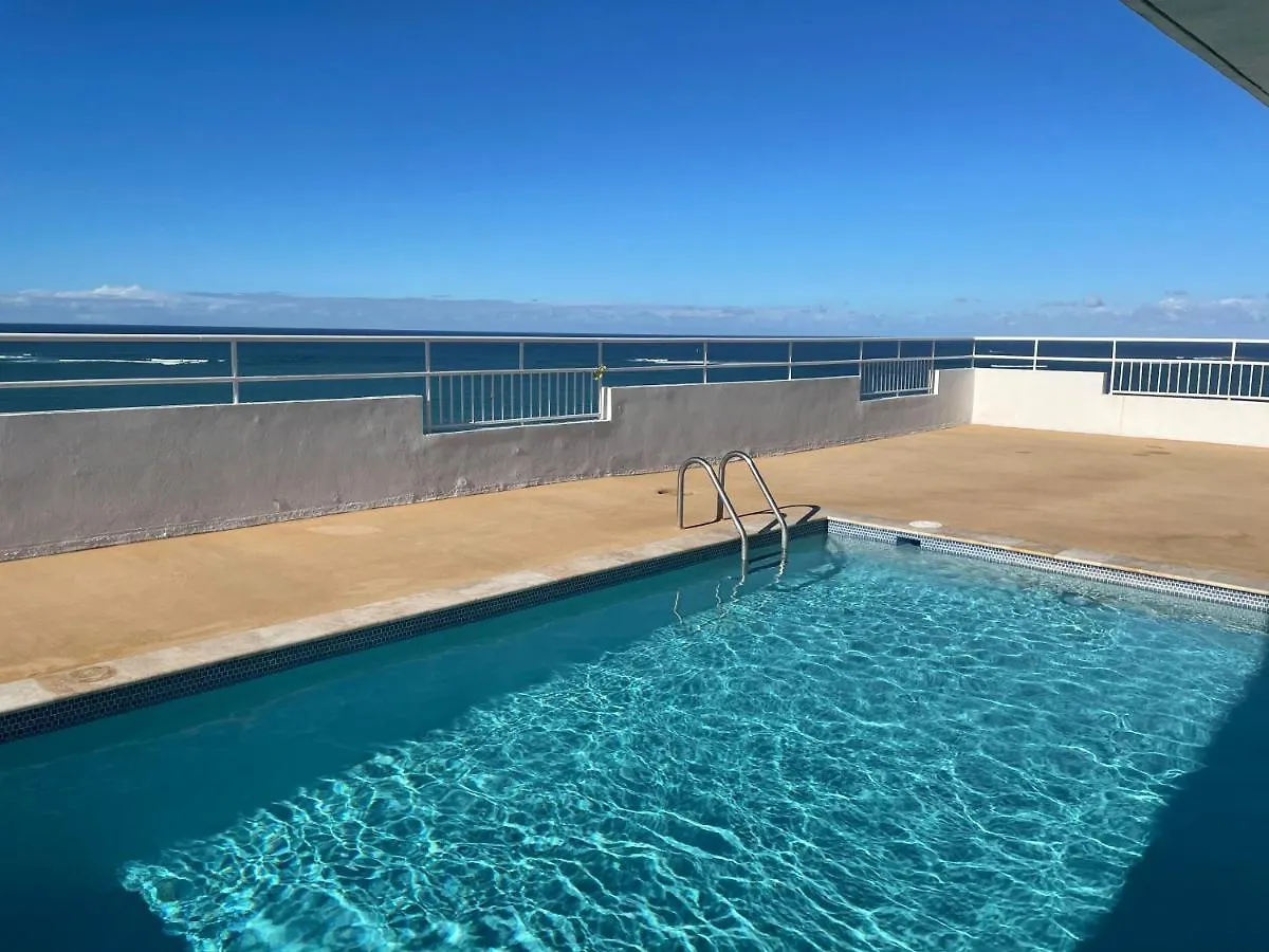 2 Bedroom 1 Bathroom Direct Beach Access Apt. San Juan Apartman