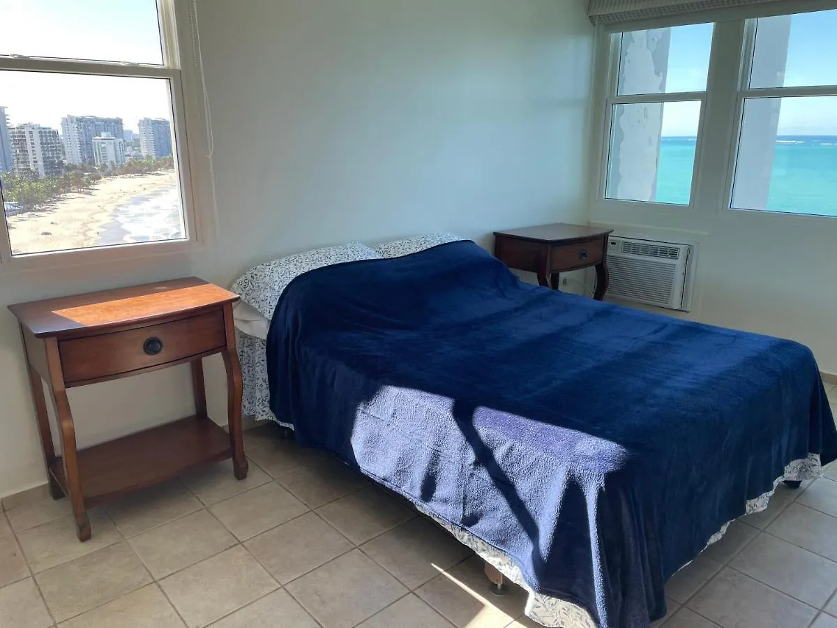 2 Bedroom 1 Bathroom Direct Beach Access Apt. San Juan Apartman